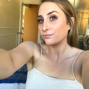 Meet your Posher, Tess